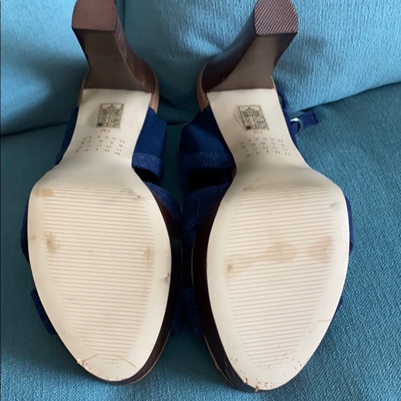 White House Black Market Navy blue sandals - Picture 3 of 4